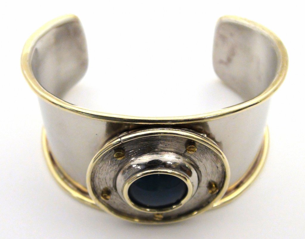 Blue Stone Disc Cuff, downward view